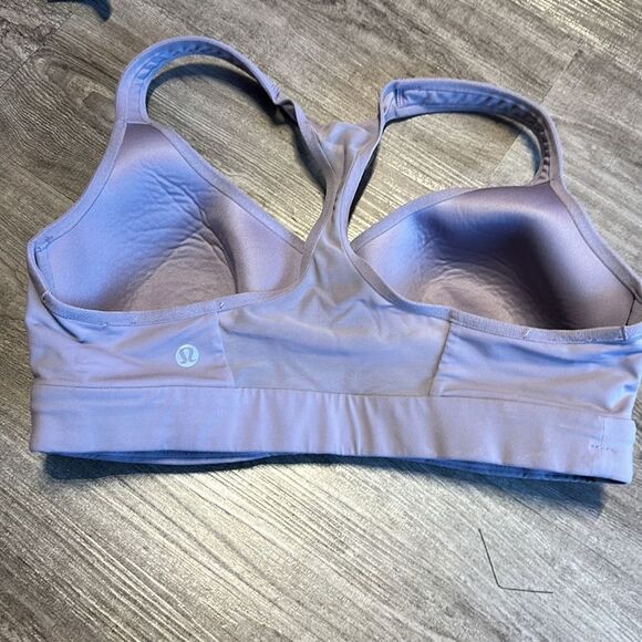 Lululemon size 6 bra - Picture 2 of 2